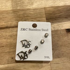Stud Earrings